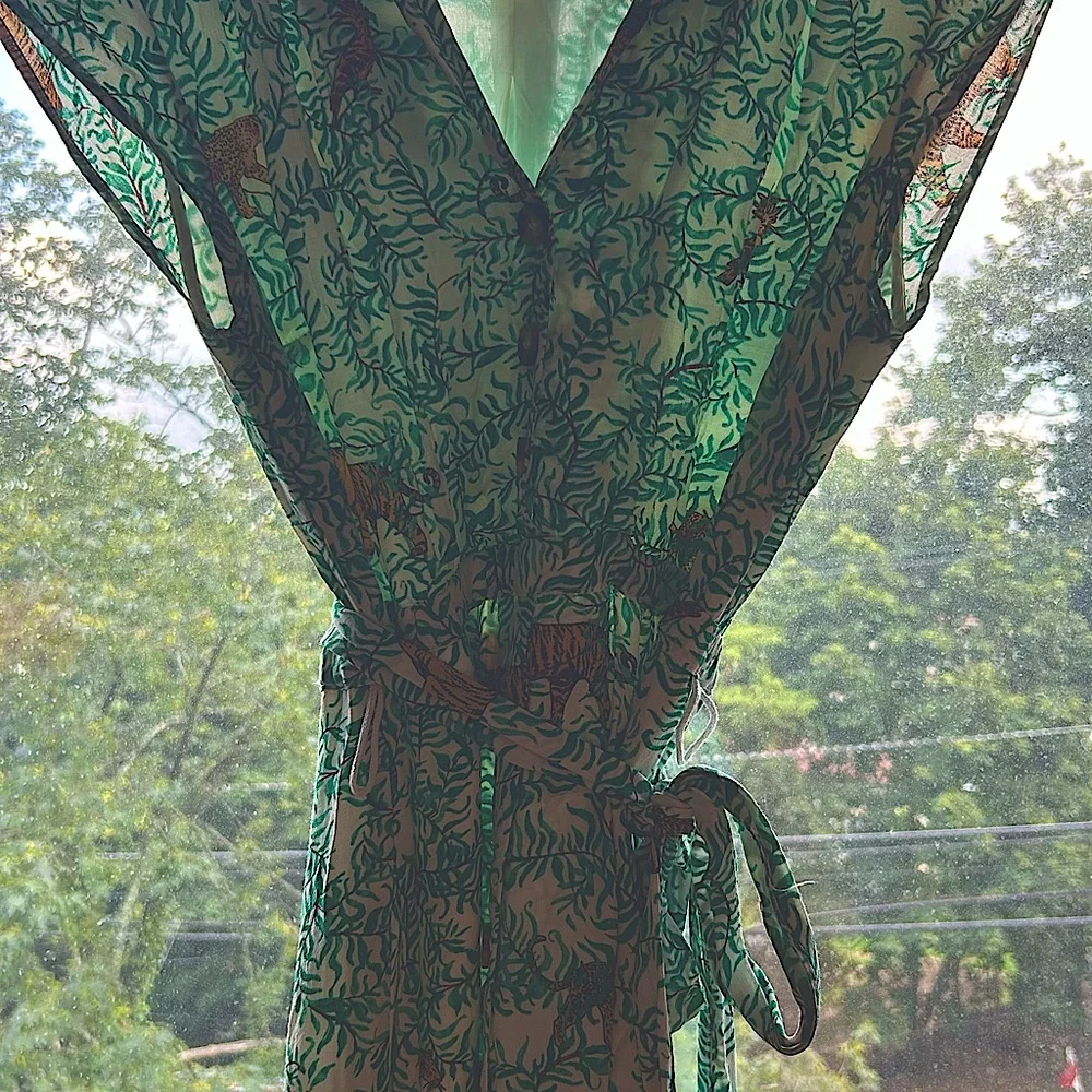 Green and White Button-Up with pockets tigers and cheetahs in trees Dress - Picture 6 of 6